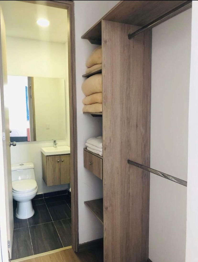 Apartamentos San Jose Vistal Al Lago, Cerca Del Parque. Guatape. Bagian luar foto
