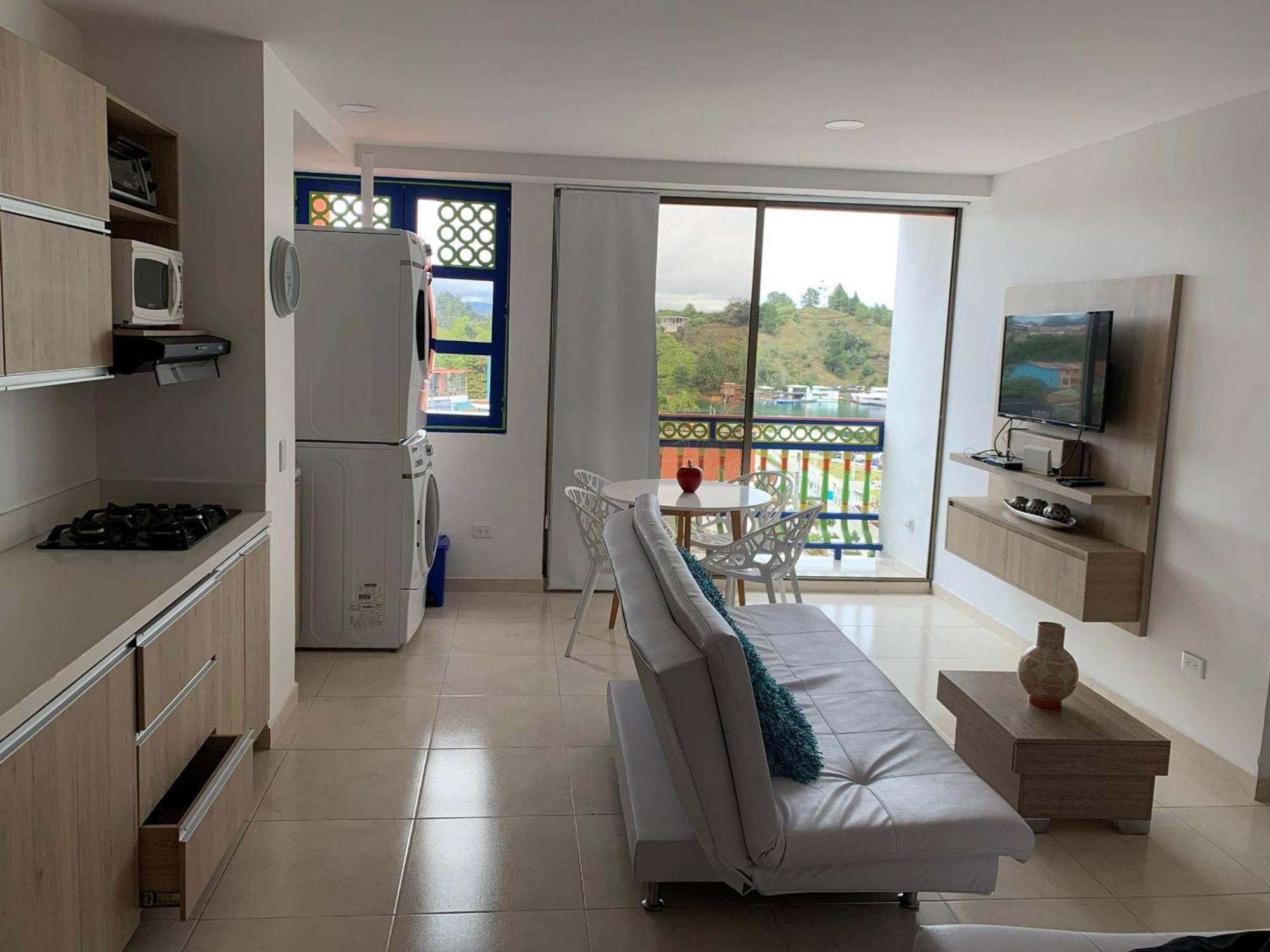 Apartamentos San Jose Vistal Al Lago, Cerca Del Parque. Guatape. Bagian luar foto